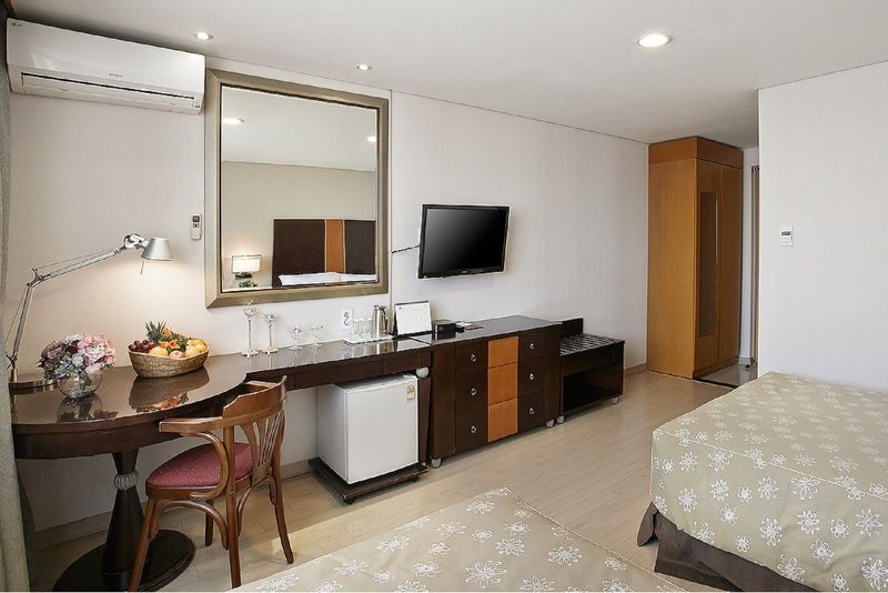 Victoria Hotel Seoul Exteriör bild