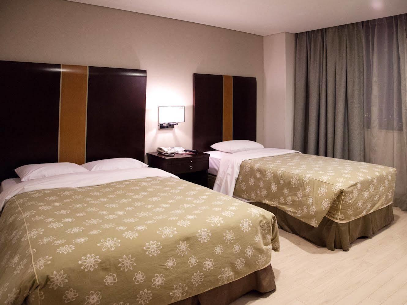 Victoria Hotel Seoul Exteriör bild