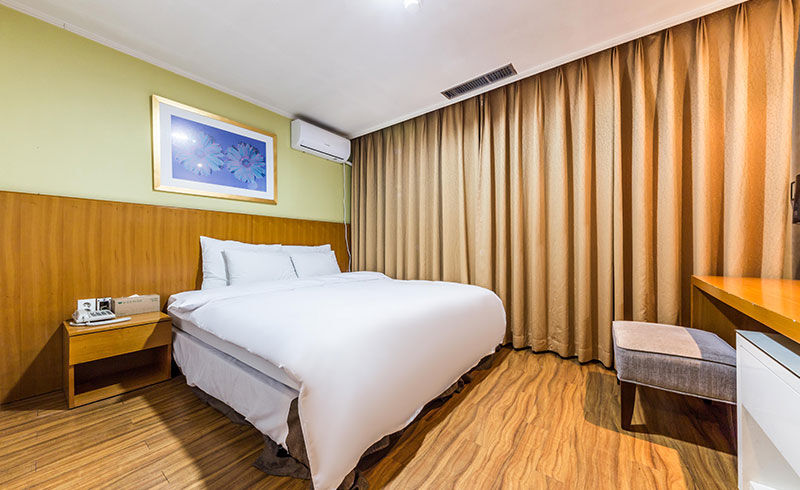 Victoria Hotel Seoul Exteriör bild